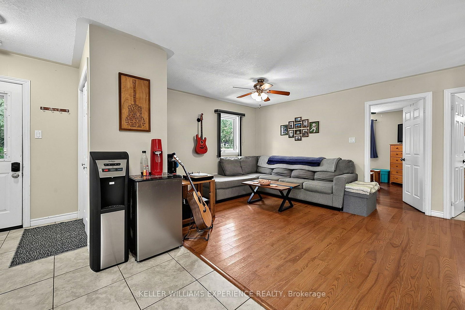 19 Centre Street • Barrie, ON photo 40