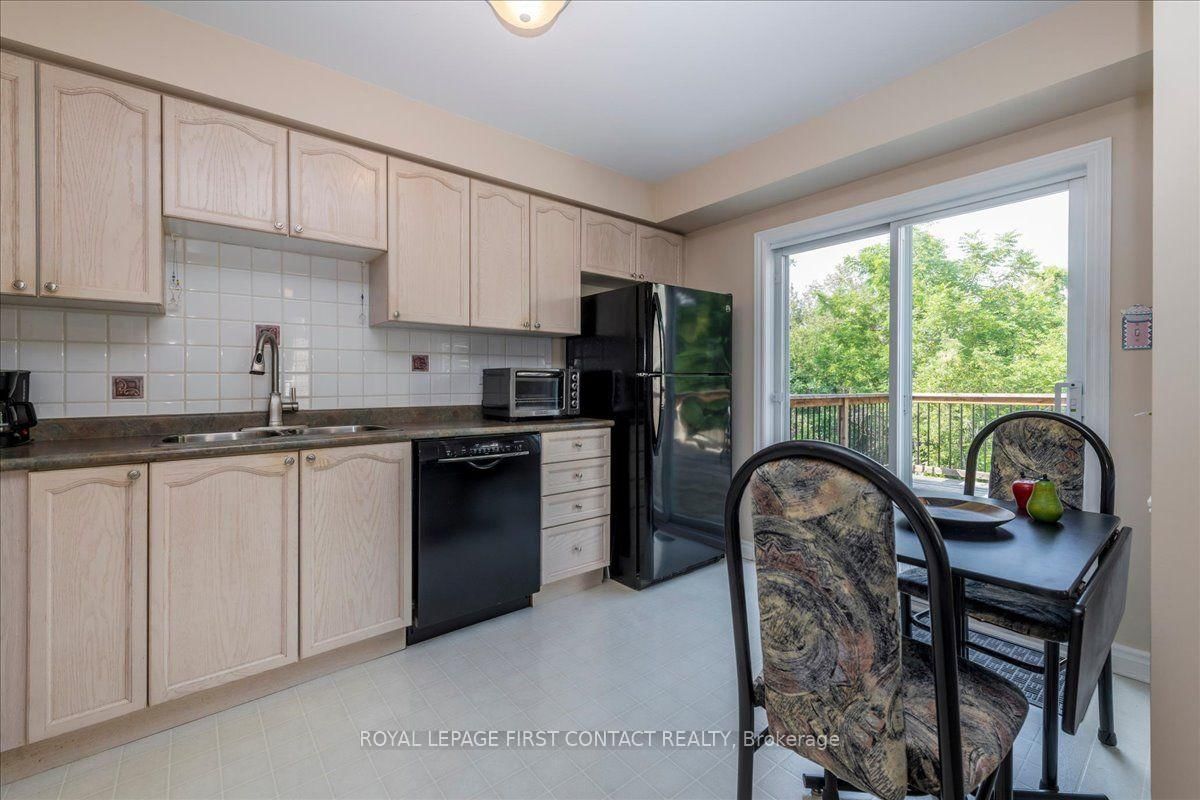 28 Pass Court • Barrie, ON photo 15