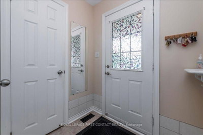 28 Pass Court • Barrie, ON photo 4