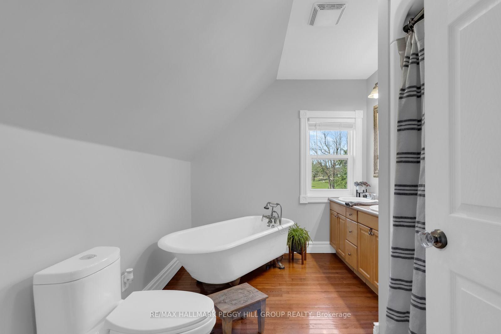 4295 Horseshoe Valley Road W • Springwater, ON photo 16