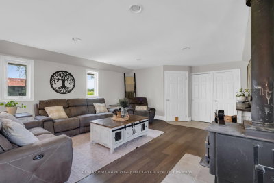 4295 Horseshoe Valley Road W • Springwater, ON photo 4