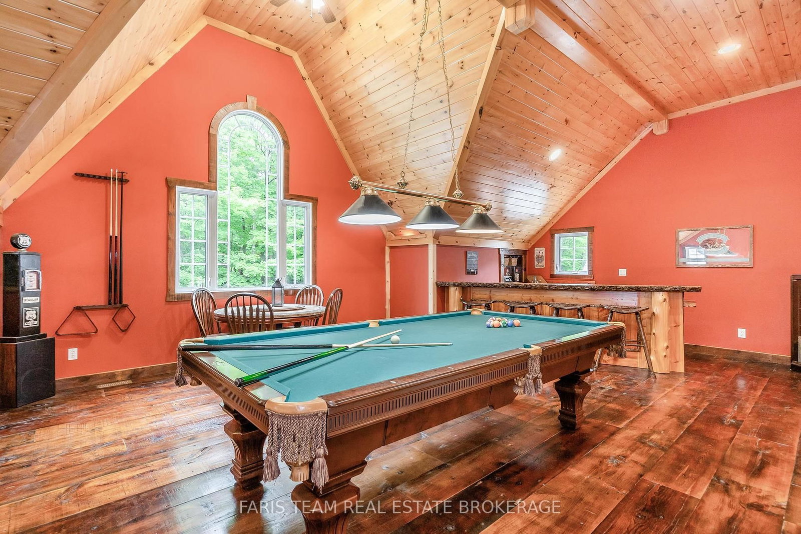 697 Lafontaine Road E • Tiny, ON photo 22