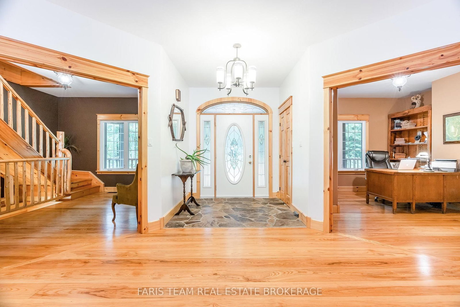 697 Lafontaine Road E • Tiny, ON photo 3