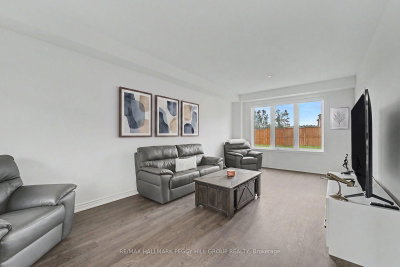 113 Rugman Crescent • Springwater, ON photo 8