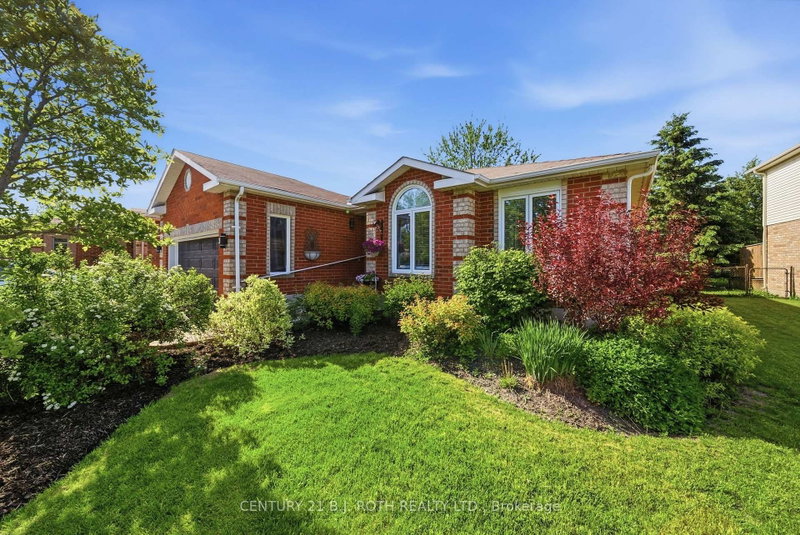 300 CUNDLES Road W