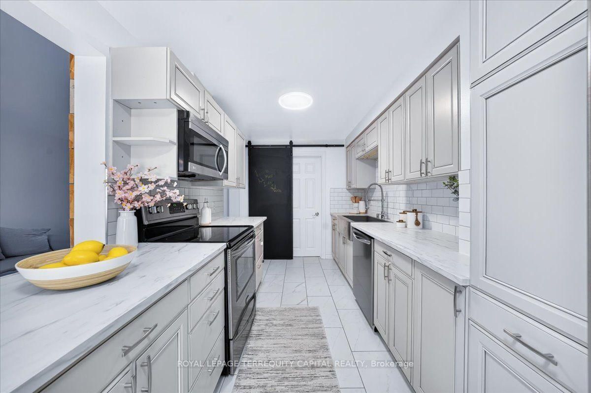 9 Seymour Crescent • Barrie, ON photo 24