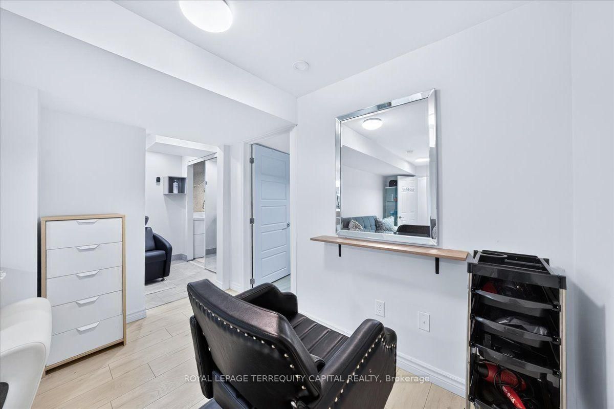 9 Seymour Crescent • Barrie, ON photo 41