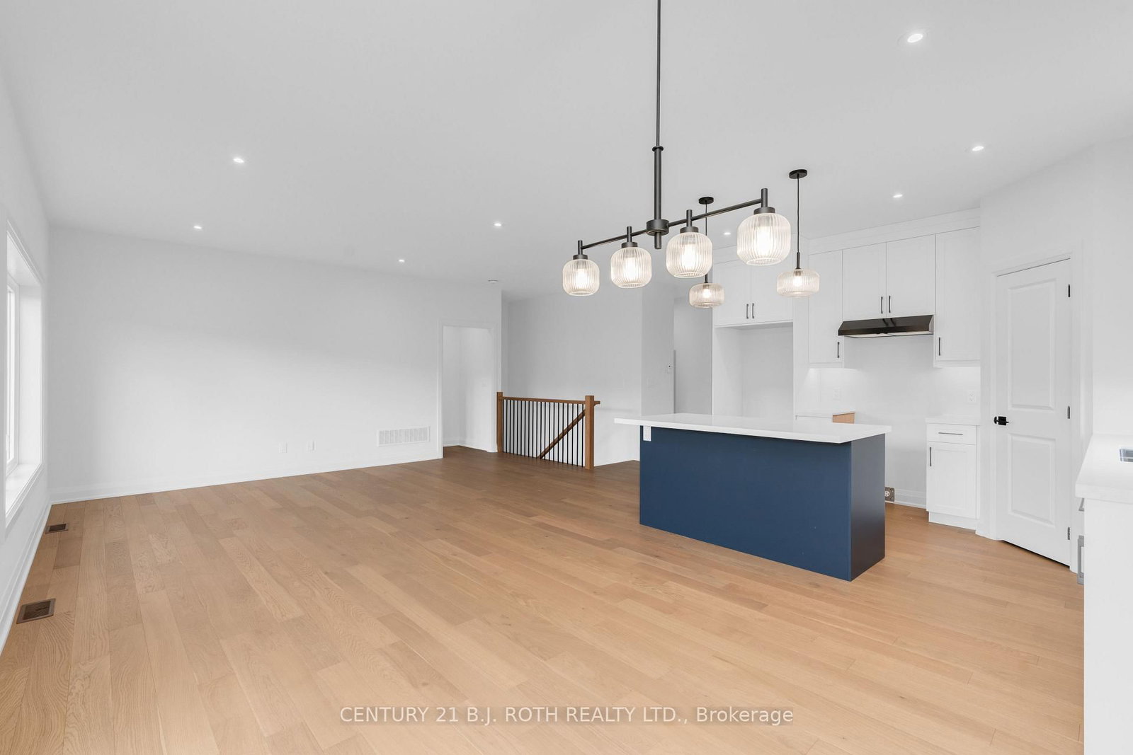 29 Harold Avenue • Severn, ON photo 11