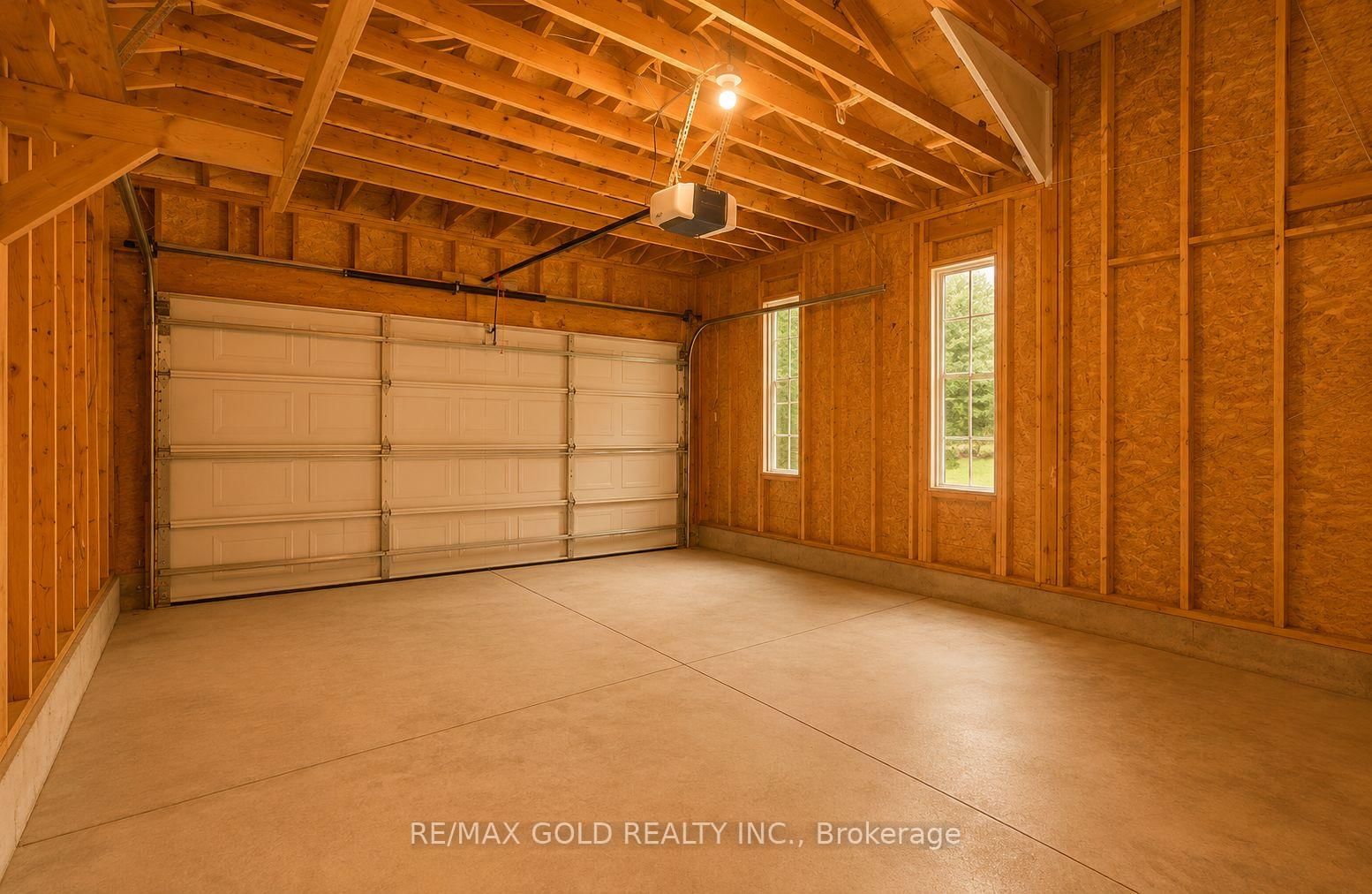 117 Wawinet Street • Midland, ON photo 16