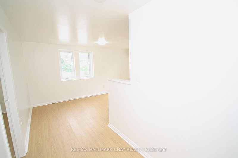 1 - 58 Queen Street W