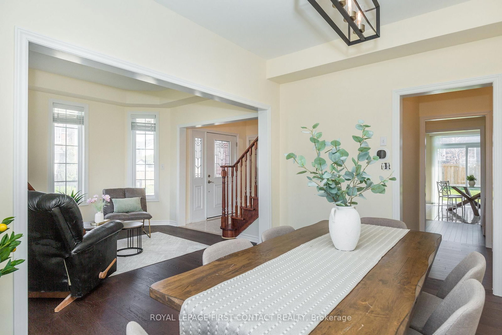 1 Griffin Gate • Barrie, ON photo 18