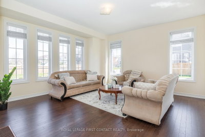 1 Griffin Gate • Barrie, ON photo 9