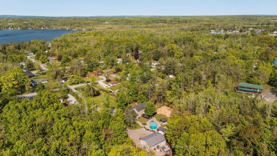 129 Bass Line • Oro-Medonte, ON photo 4