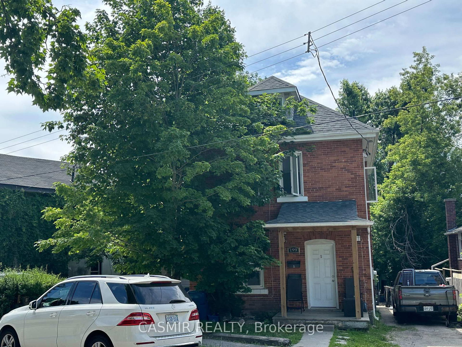 199 Nottawasaga Street • Orillia, ON photo 1