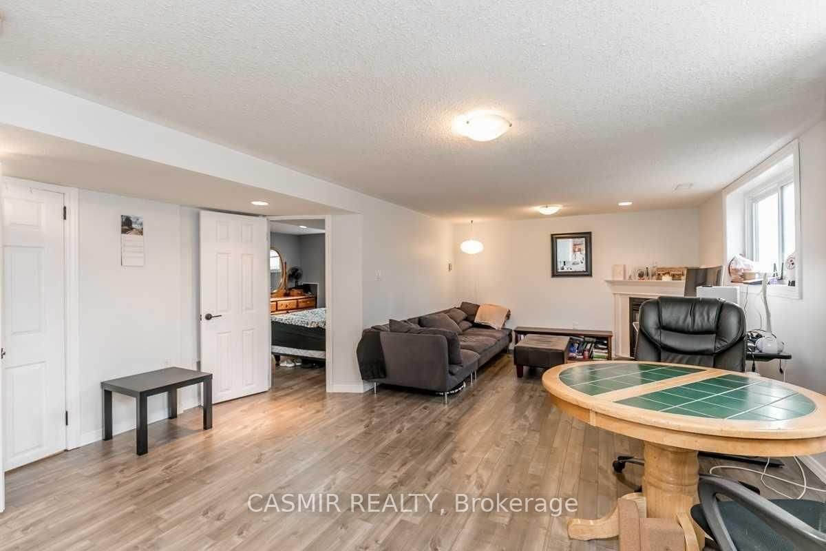 134 North Street W • Orillia, ON photo 16