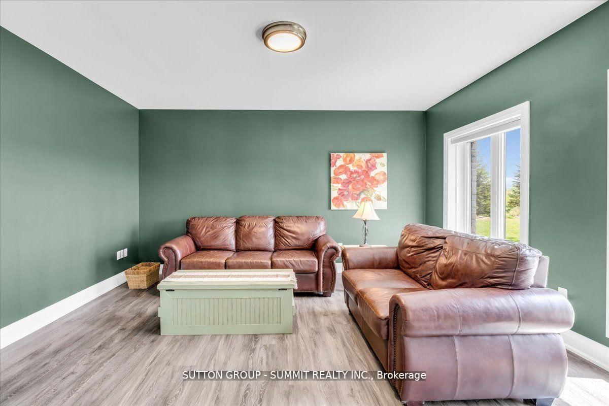 3 Best Court • Oro-Medonte, ON photo 21