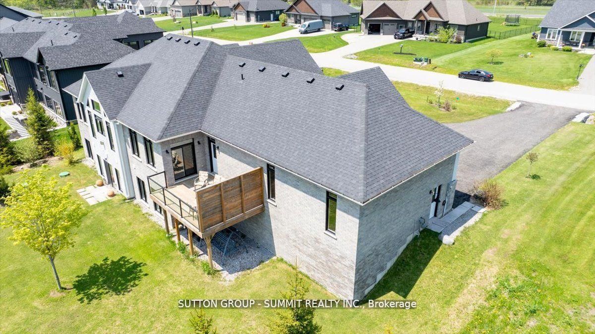 3 Best Court • Oro-Medonte, ON photo 5