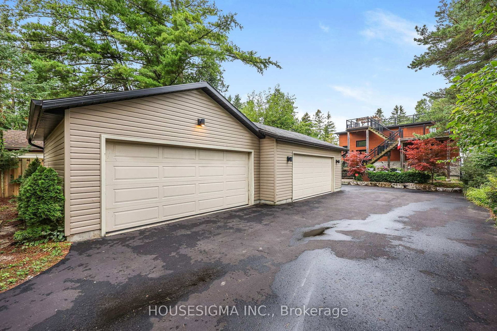 1046 River Road • Wasaga Beach, ON photo 3