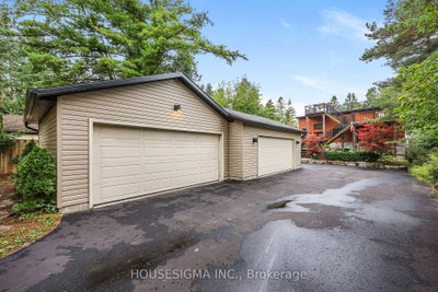 1046 River Road • Wasaga Beach, ON photo 3