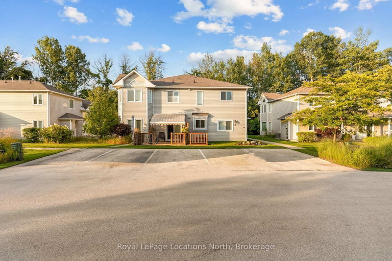 35 Sundial Court