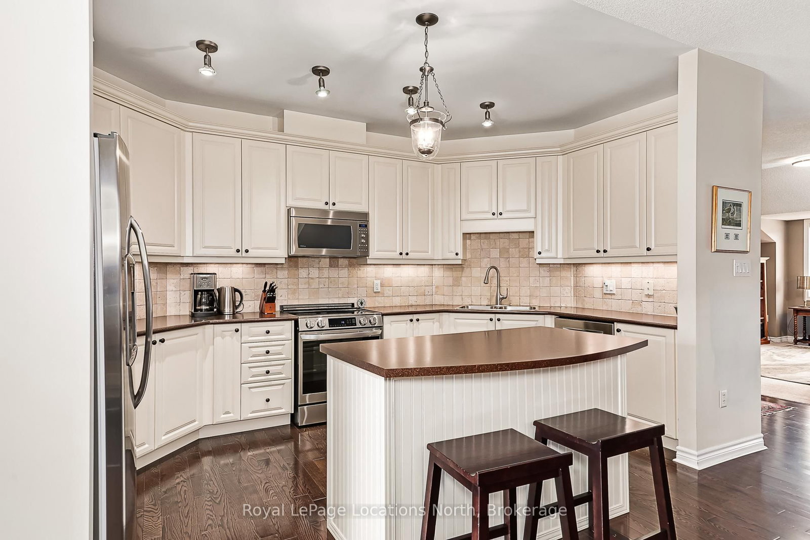 6 Thomas Drive • Collingwood, ON photo 9