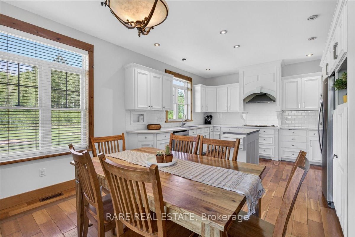 3938 Hogback Road • Clearview, ON photo 14