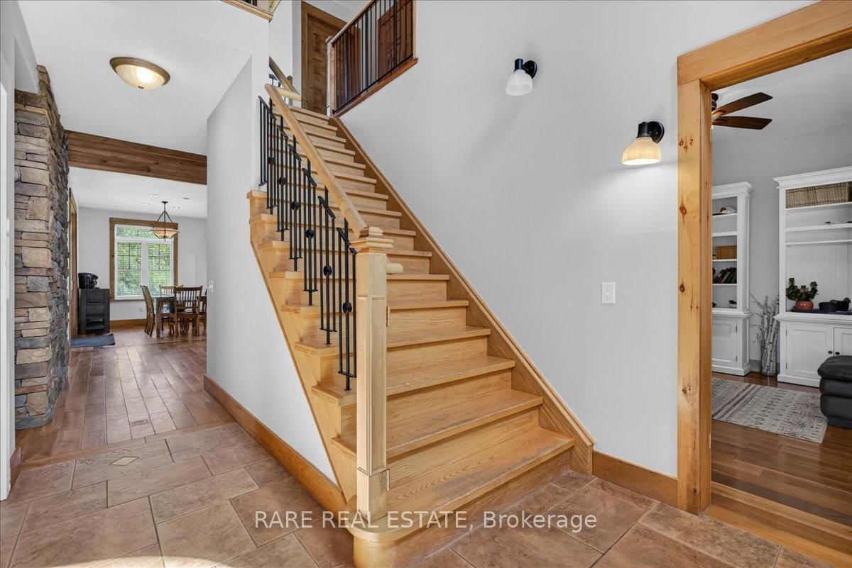 3938 Hogback Road • Clearview, ON photo 22