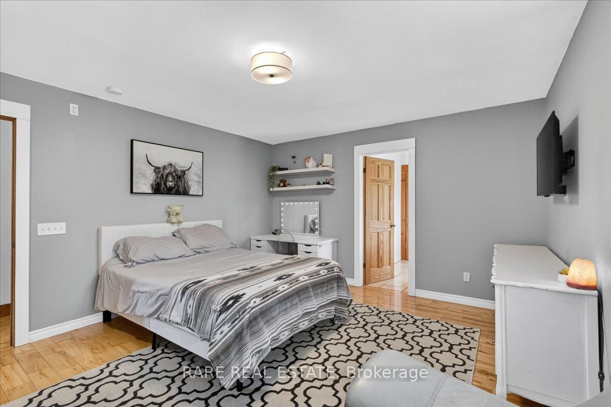 3938 Hogback Road • Clearview, ON photo 32