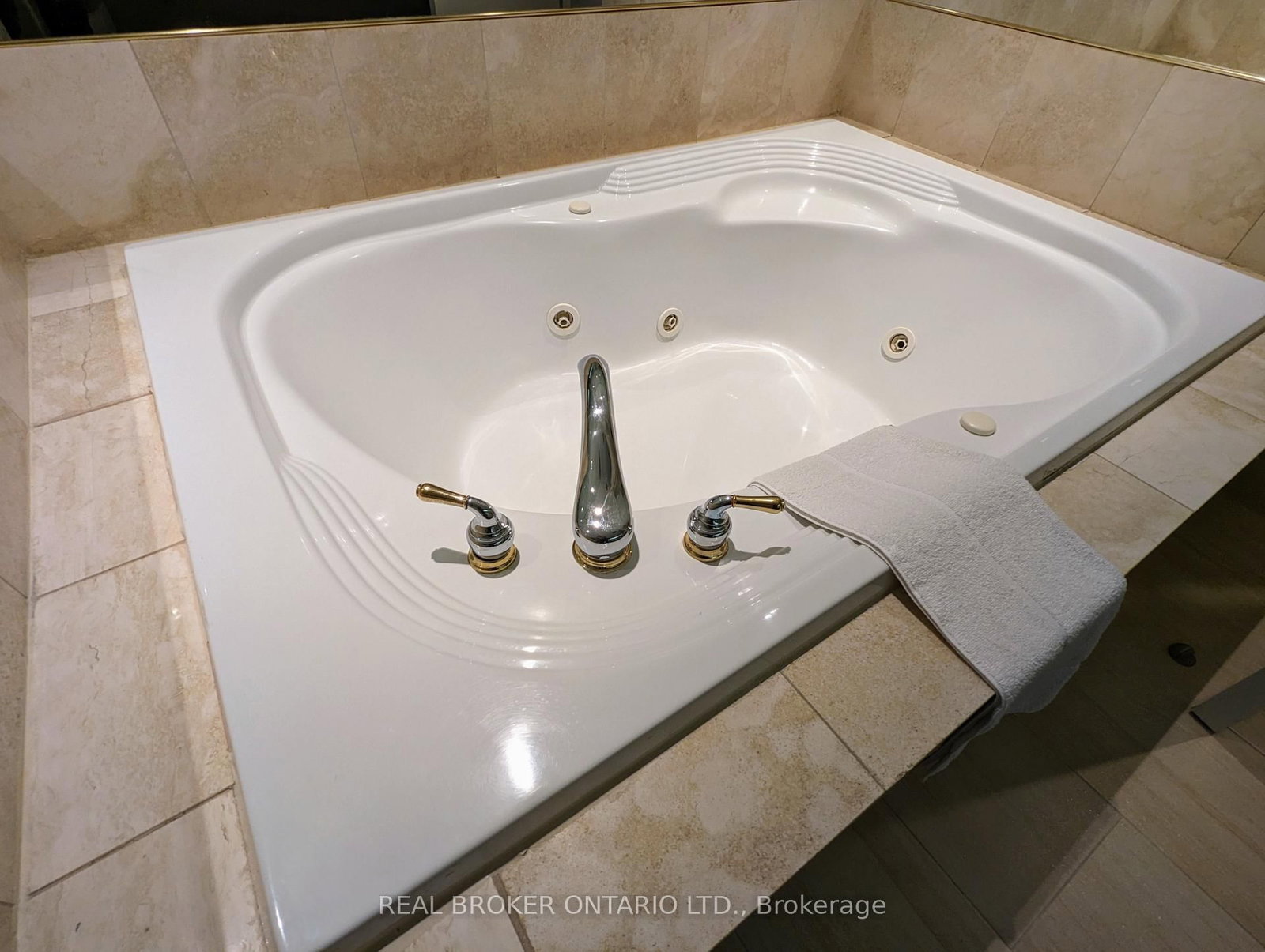 90 Highland Drive • Oro-Medonte, ON photo 8