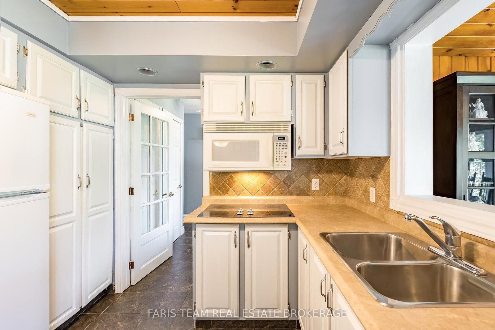 2536 4th Line N • Oro-Medonte, ON photo 9