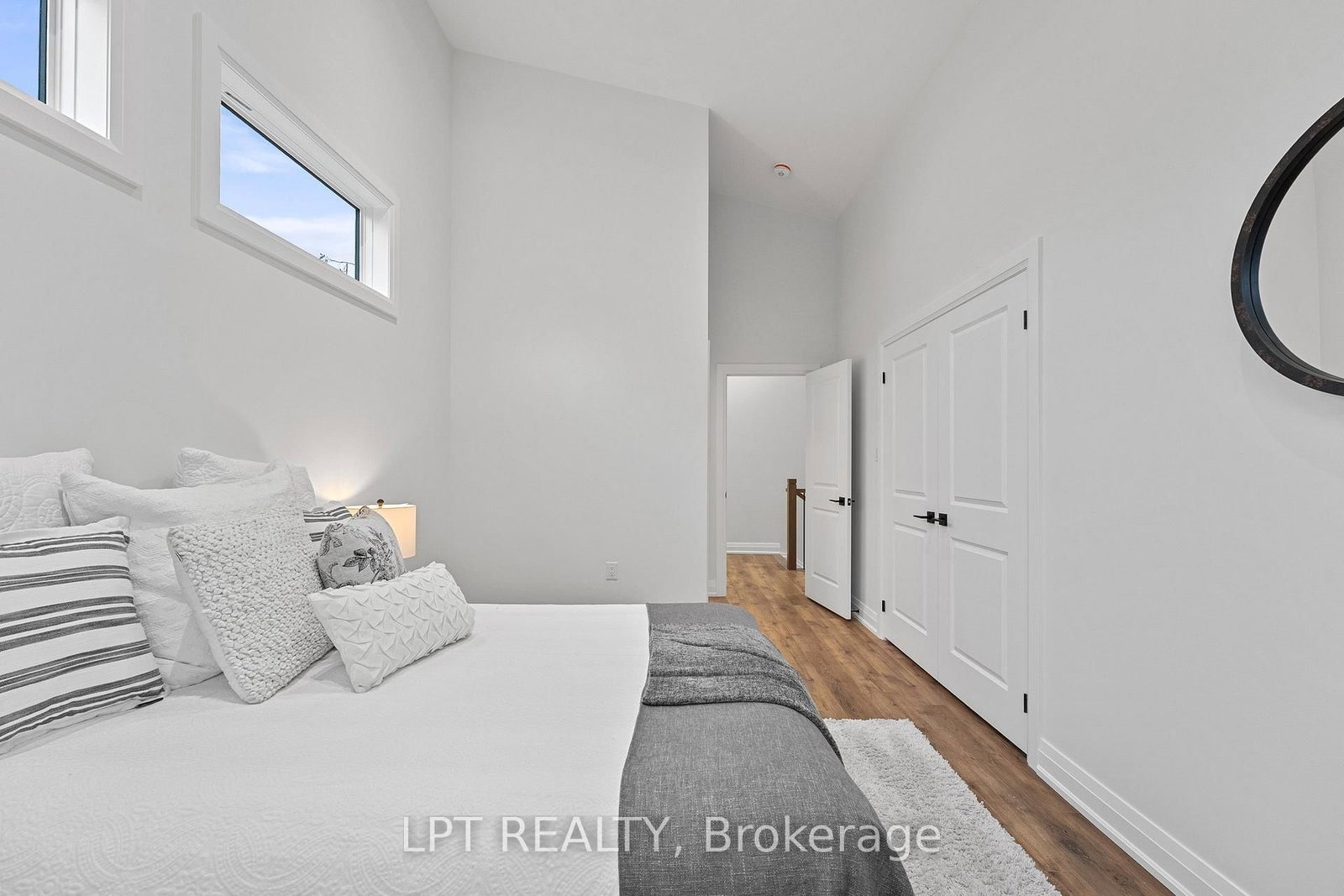 168 Berczy Street • Barrie, ON photo 21
