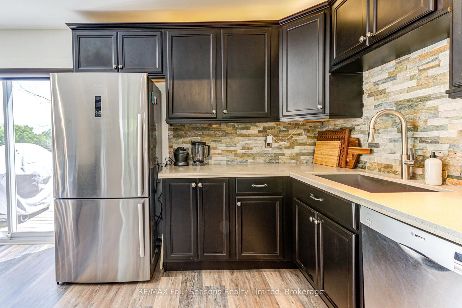 471 Oxbow Crescent • Collingwood, ON photo 16