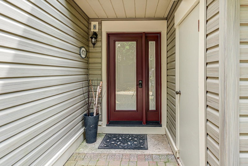 471 Oxbow Crescent