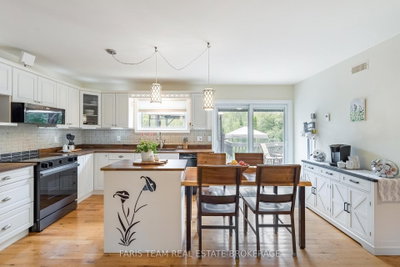 2151 Fairgrounds Road • Ramara, ON photo 3