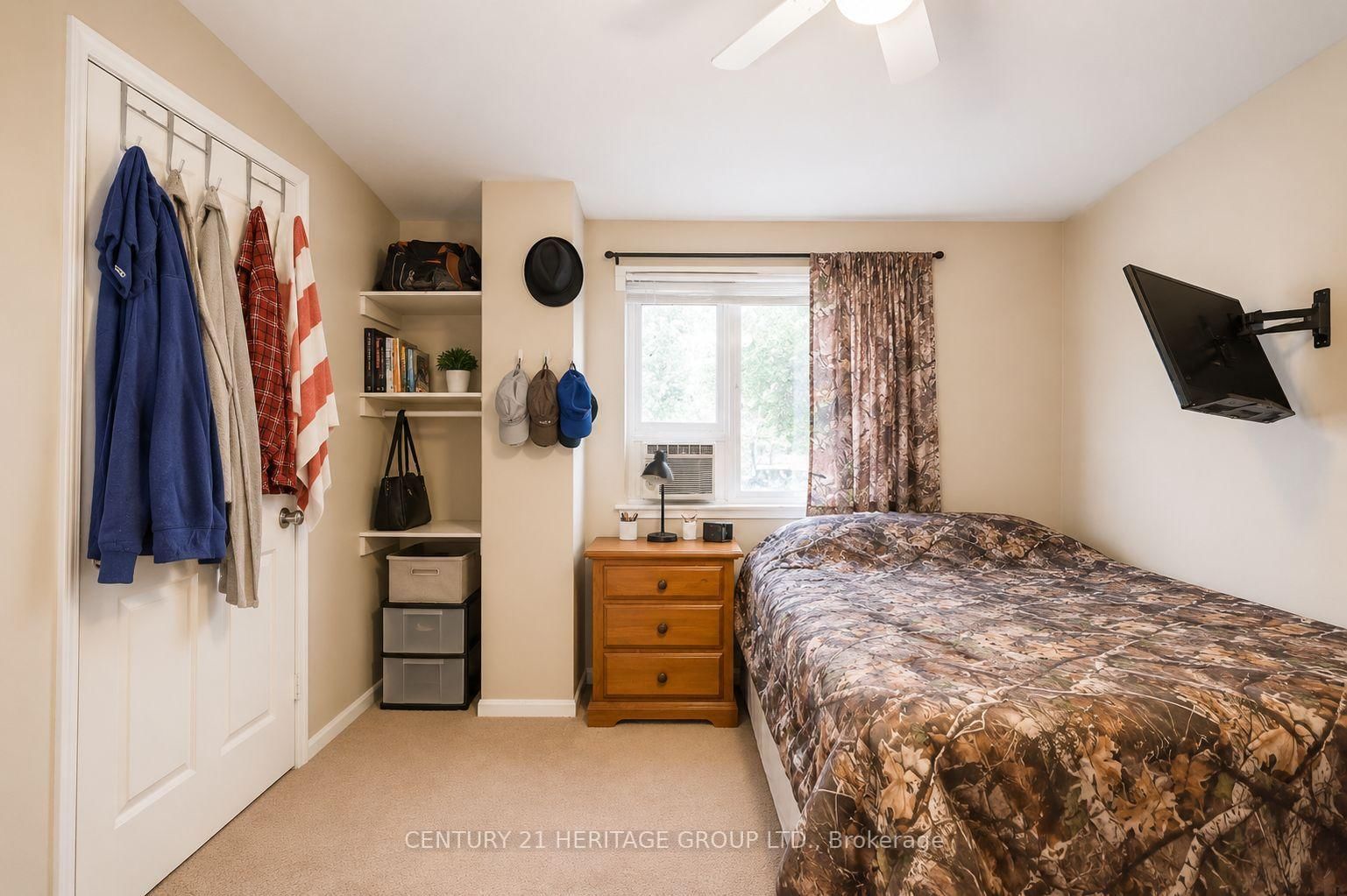85 Chaucer Crescent • Barrie, ON photo 10