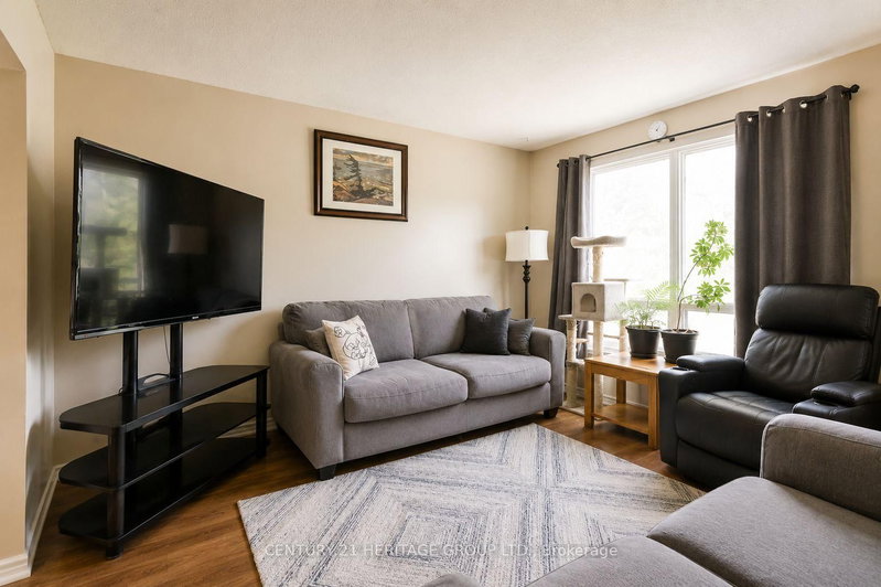 85 Chaucer Crescent