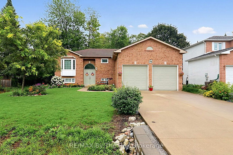 49 Royal Beech Drive