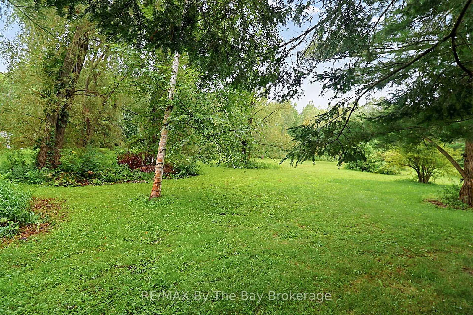 49 Royal Beech Drive • Wasaga Beach, ON photo 30