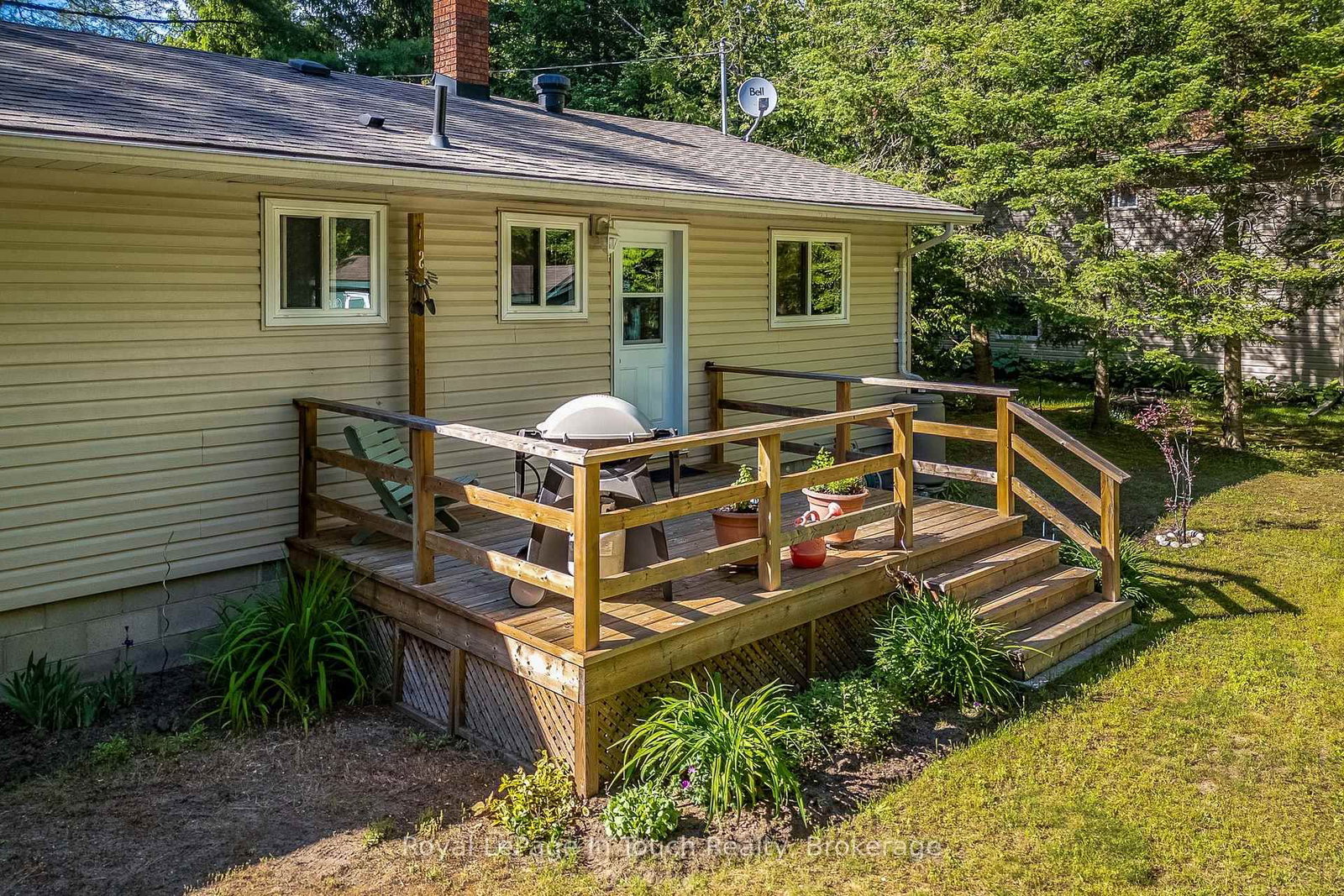 19 Adelard Road • Tiny, ON photo 4