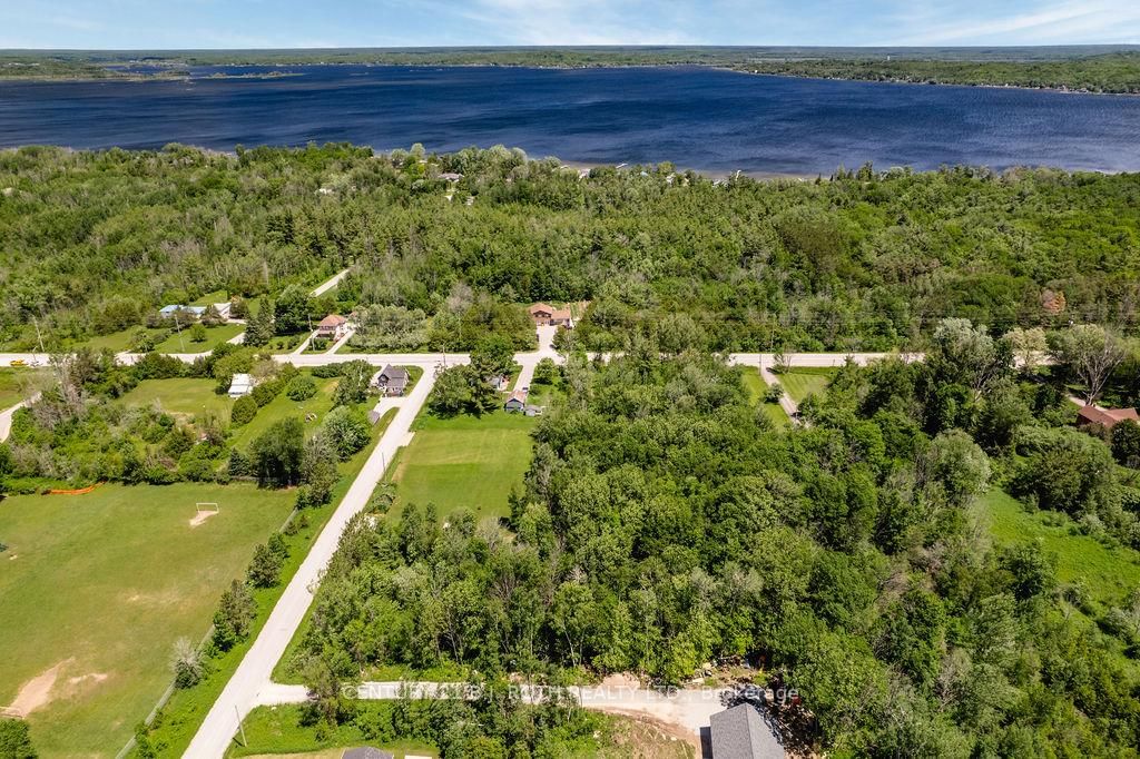 37 Todd Lane • Tay, ON photo 11