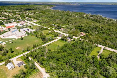 37 Todd Lane • Tay, ON photo 9