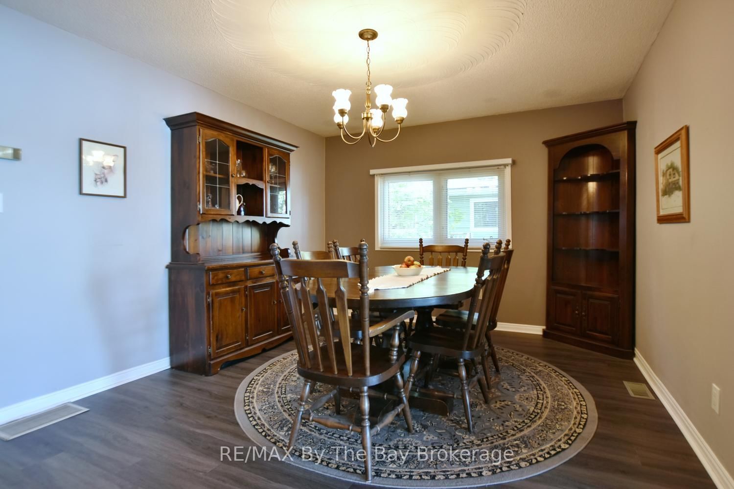 2284 South Orr Lake Road • Springwater, ON photo 16