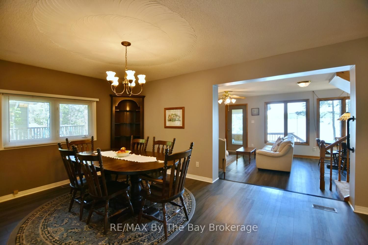 2284 South Orr Lake Road • Springwater, ON photo 17