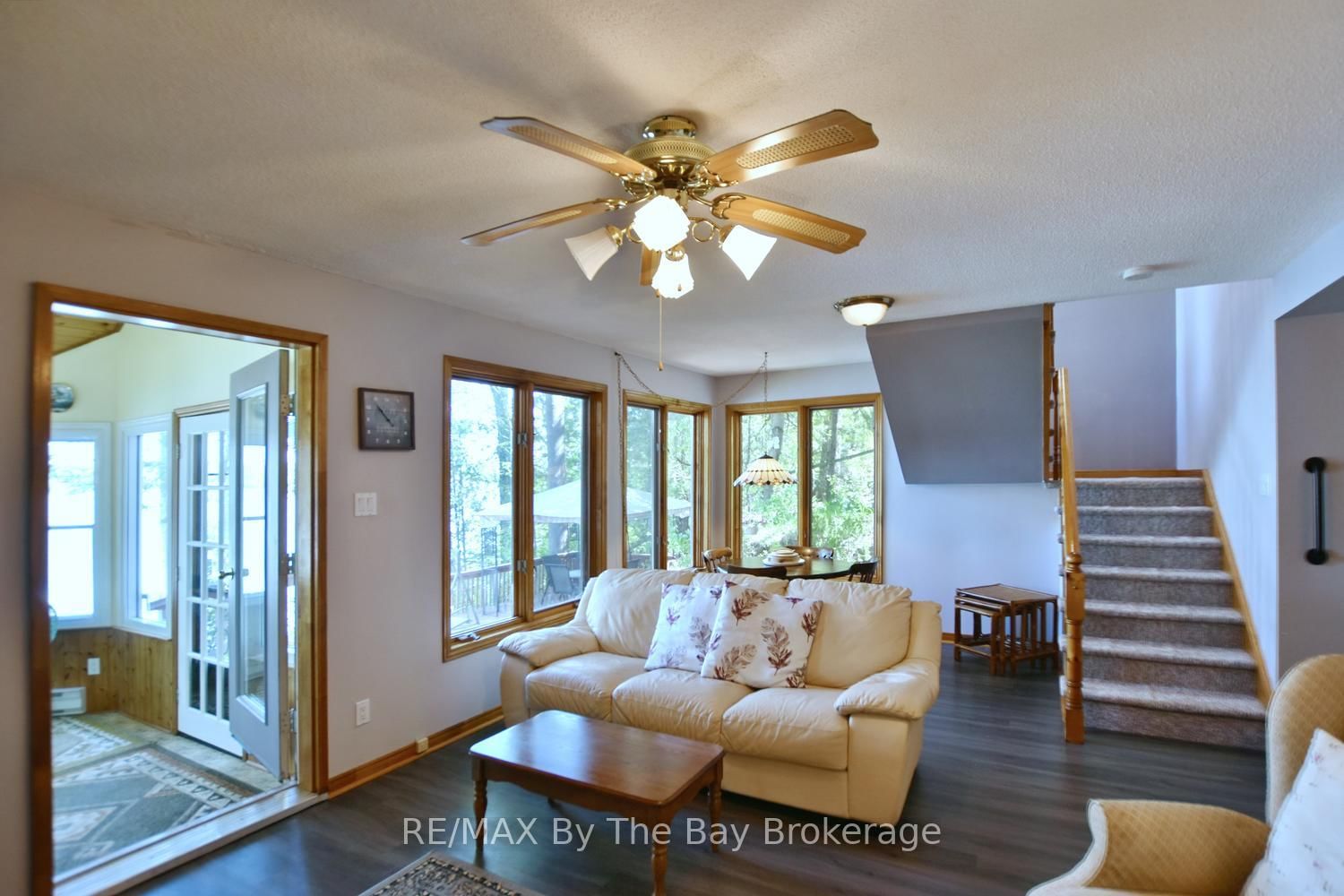 2284 South Orr Lake Road • Springwater, ON photo 19
