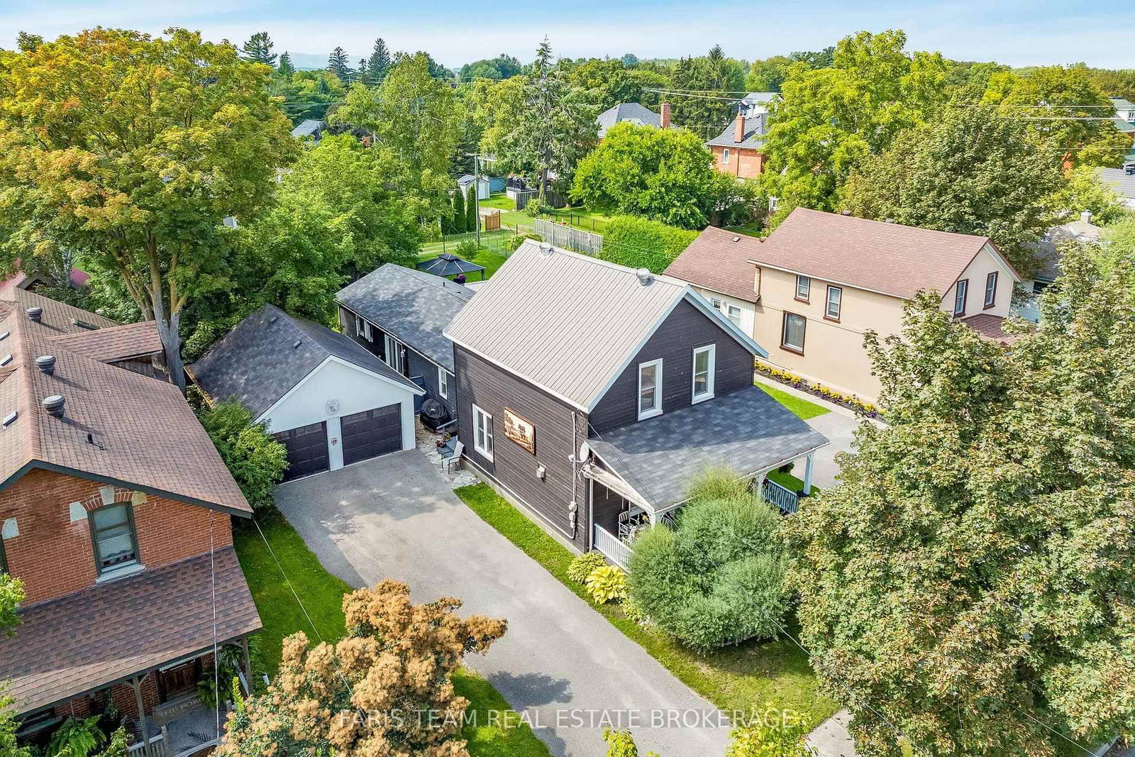 108 Beech Street • Collingwood, ON photo 1