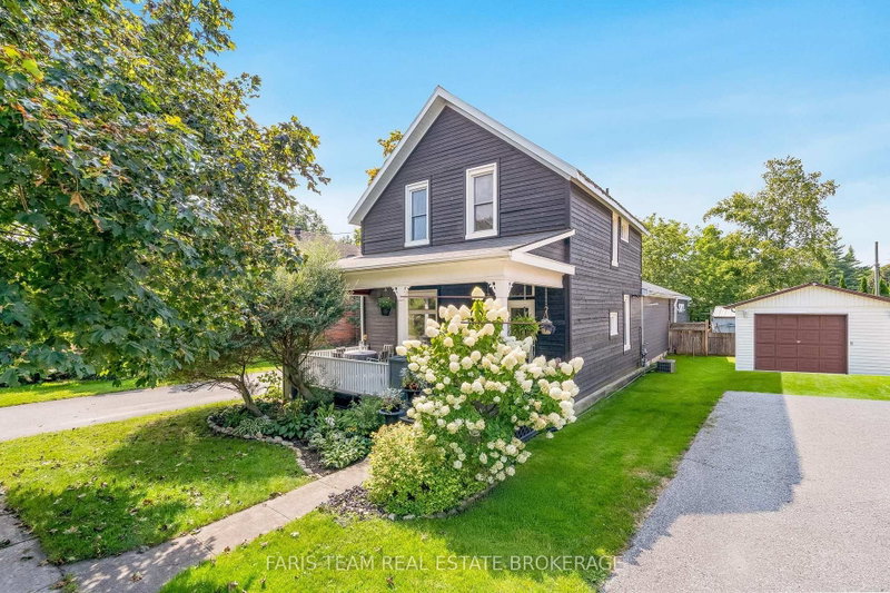 108 Beech St photo 4