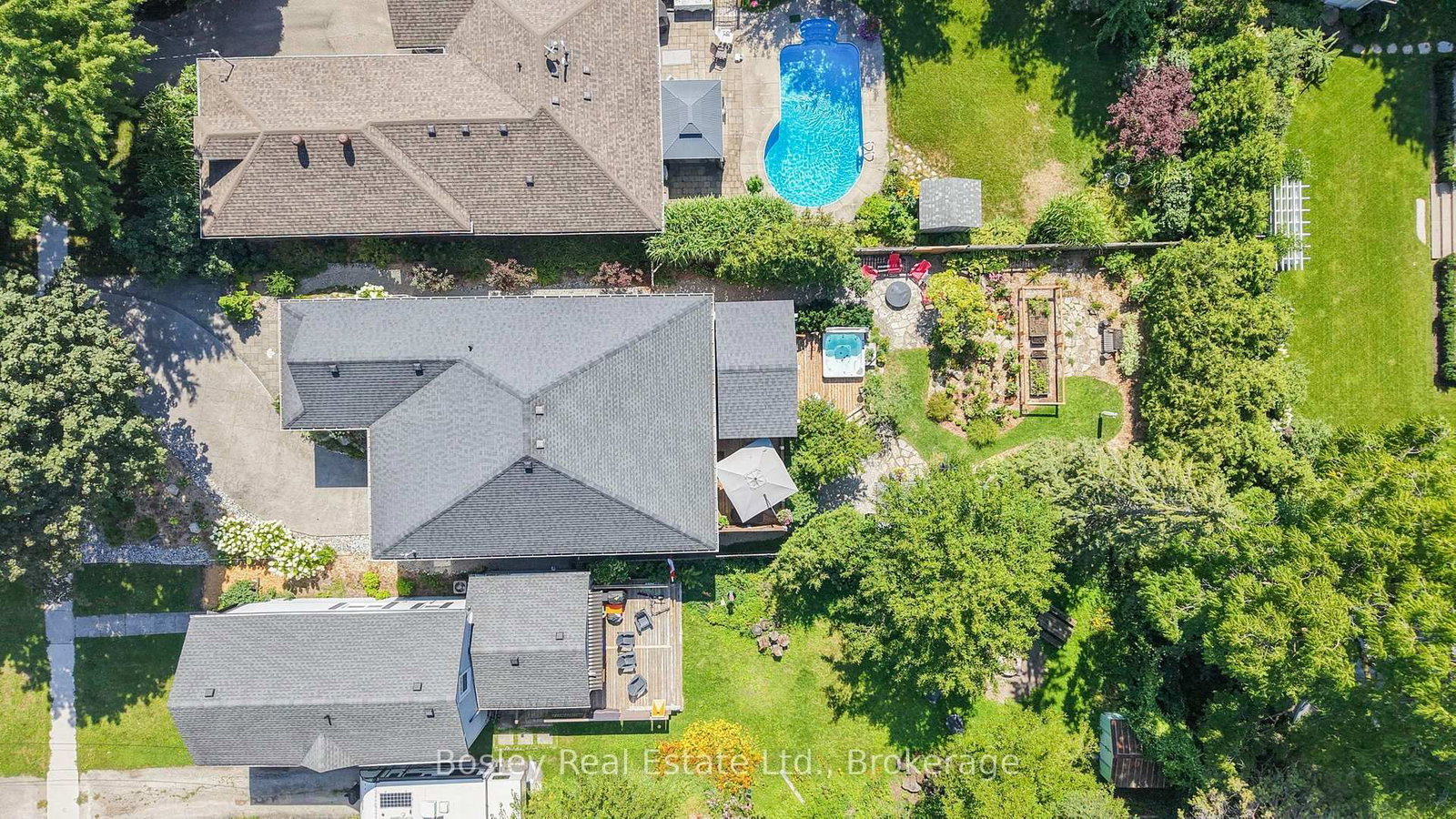 230 Napier Street • Collingwood, ON photo 29