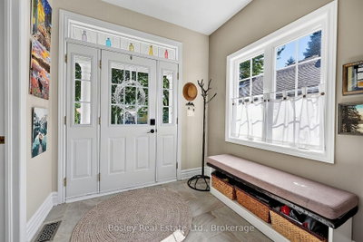 230 Napier Street • Collingwood, ON photo 3
