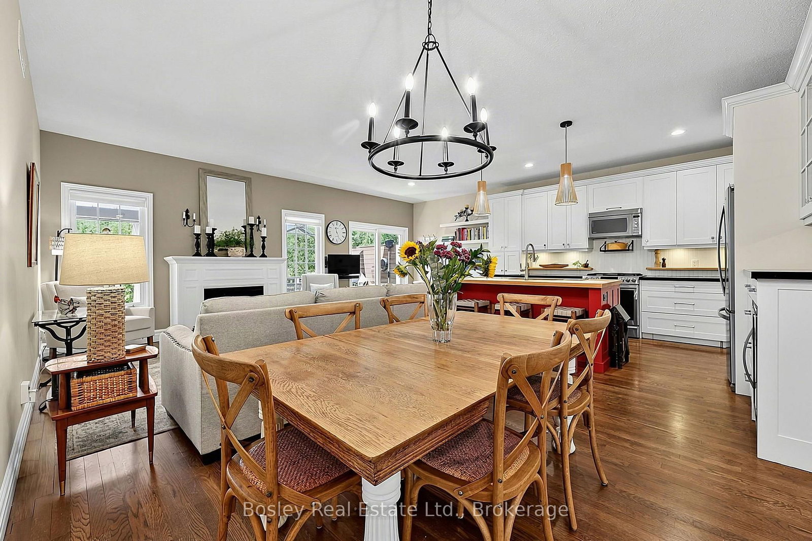 230 Napier Street • Collingwood, ON photo 4