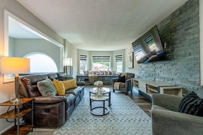 53 Royal Beech Drive • Wasaga Beach, ON photo 7